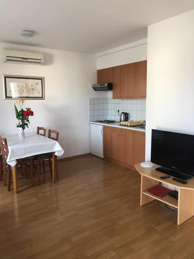 Apartments Tanja & Tina Fažana Esterno foto